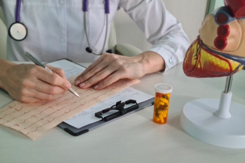 hello varázs magán ambulancia állapotfelmérés ekg orvos