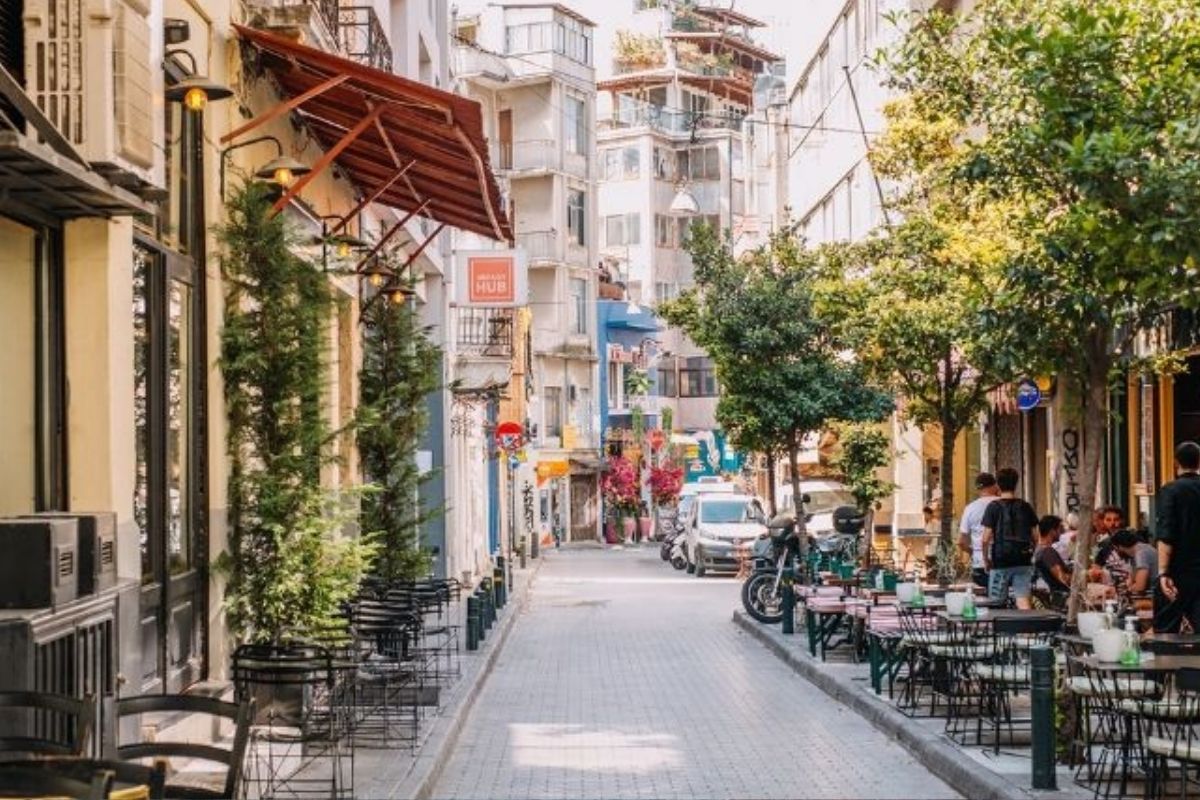 hello varázs dave red athens neighborhood