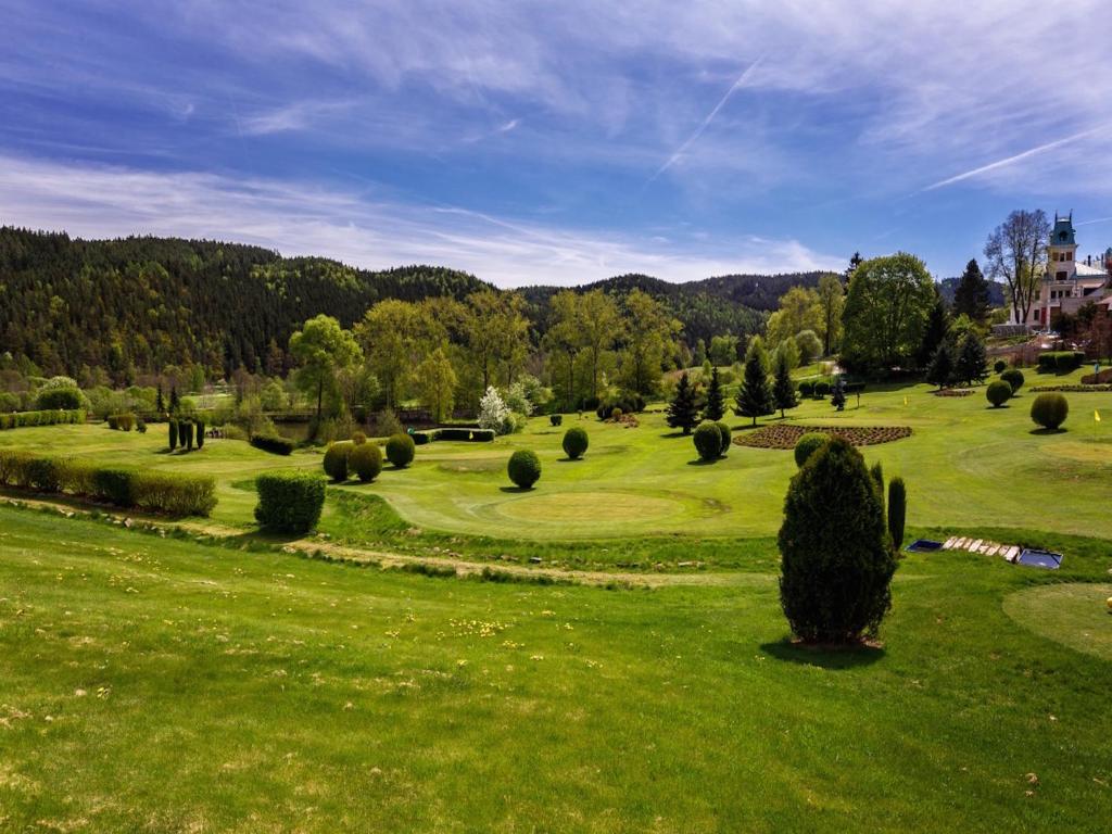 golf-resort-cihelny​-csehorszag-pihenes-taj
