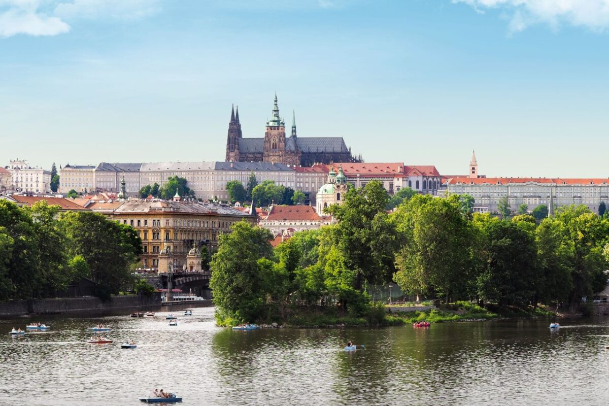 hotel-antik-prague-varoslatogatas-kttesben